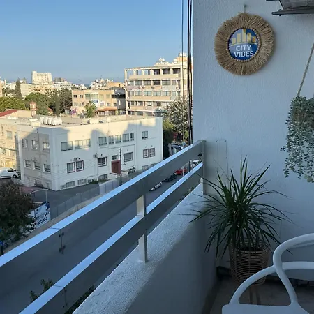 Vibes - 3br Spacious Larnaka