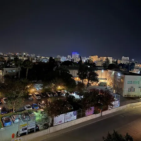 Vibes - 3br Spacious Apartment Larnaca